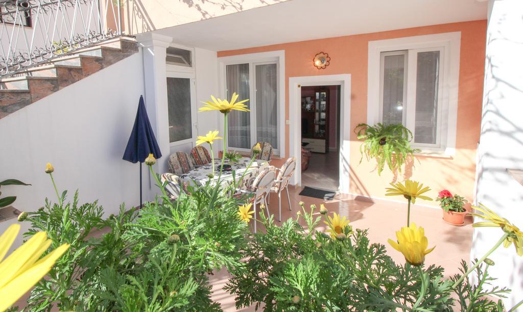 Apartments Sonja Rovinj Exterior photo